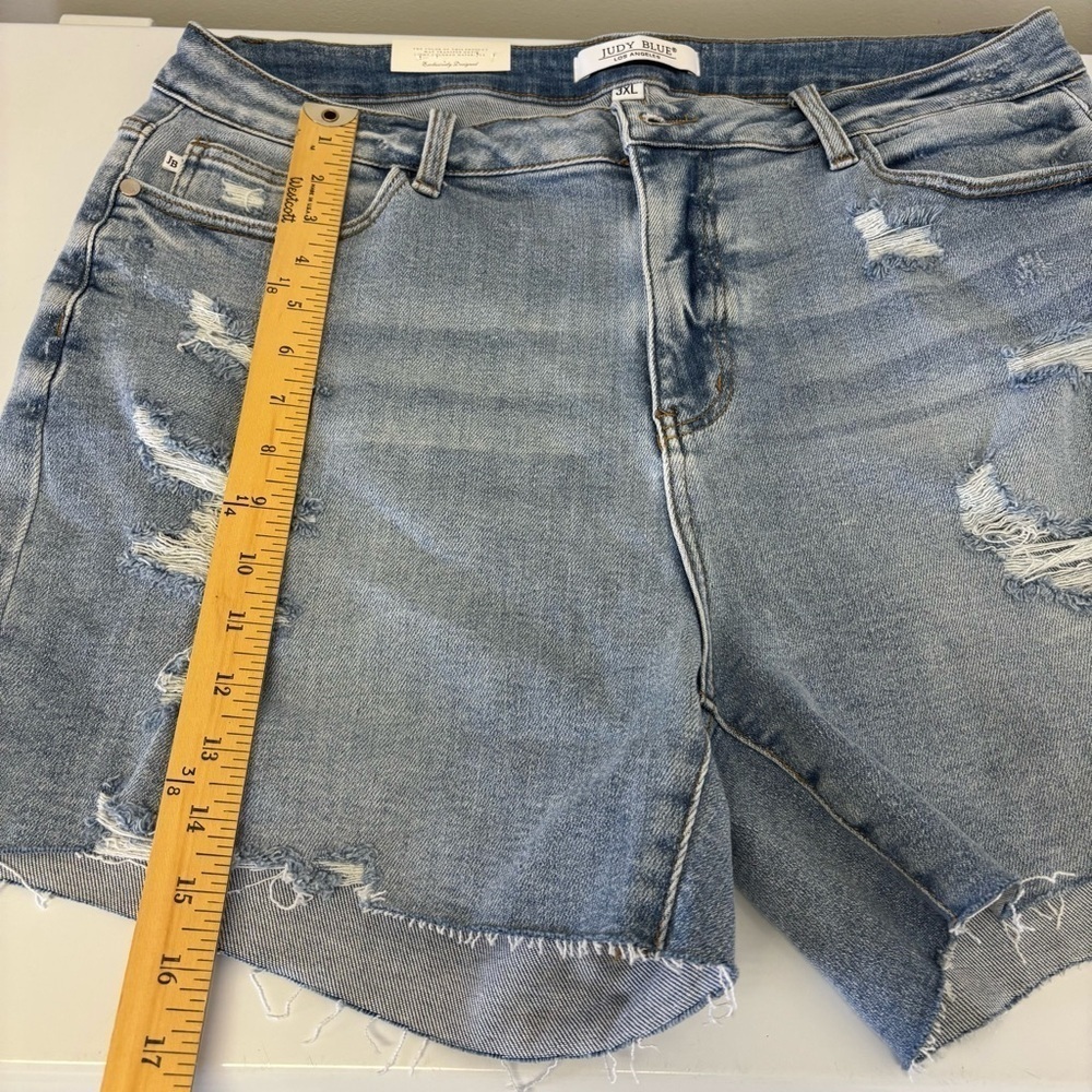 Judy Blue Distressed Cut Off Shorts Women’s Plus Size 3XL NEW - Picture 8 of 10